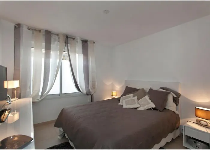 Ref 912 - Cannes Center - Apartment For Rent